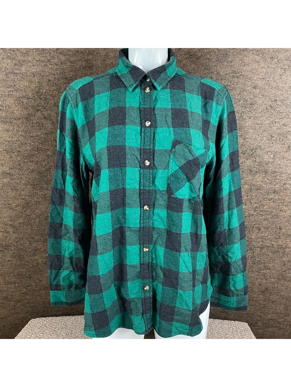 American Eagle Flannel Shirt Large Boyfriend Fit Green Black Buffalo Plaid D85
